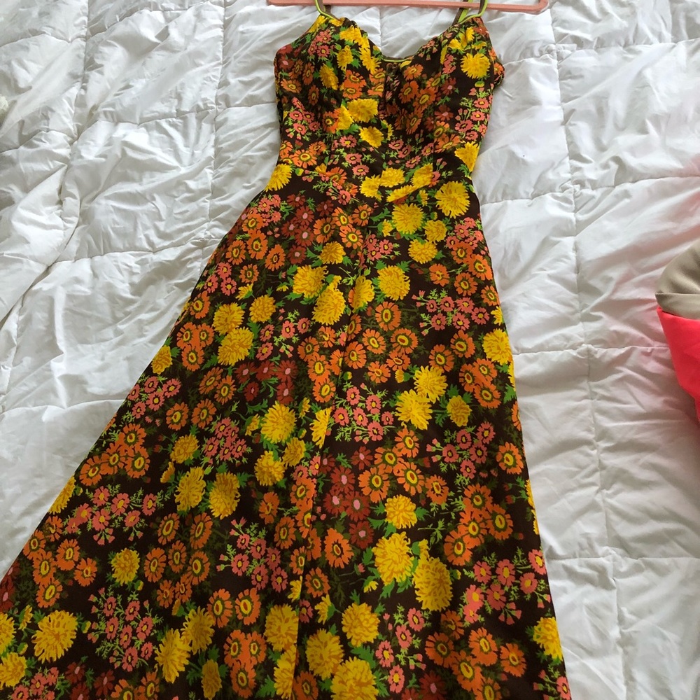 Super cool vintage maxi dress
